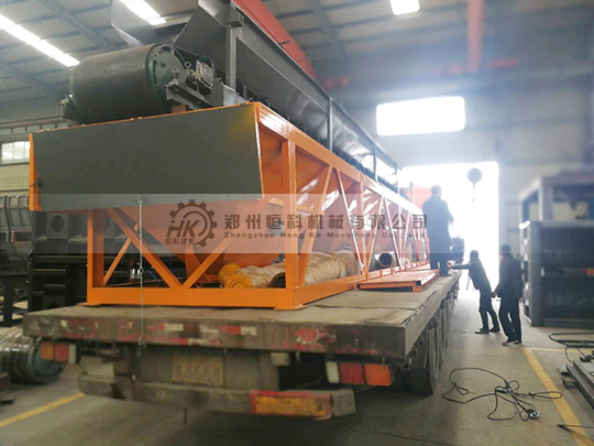 混凝土攪拌站發(fā)貨現場